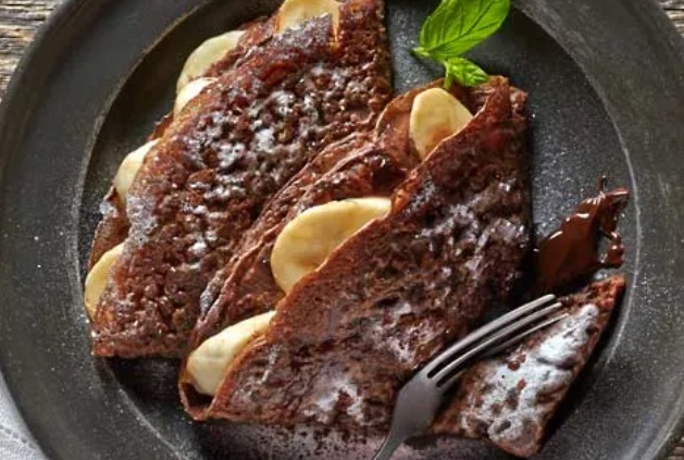 Chocolate banana crepes