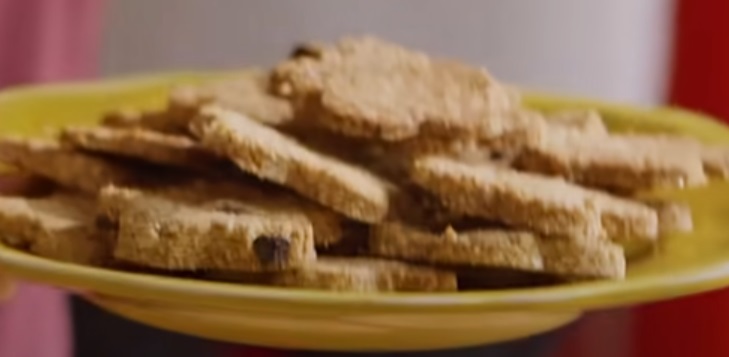 Cookies with dried blueberries