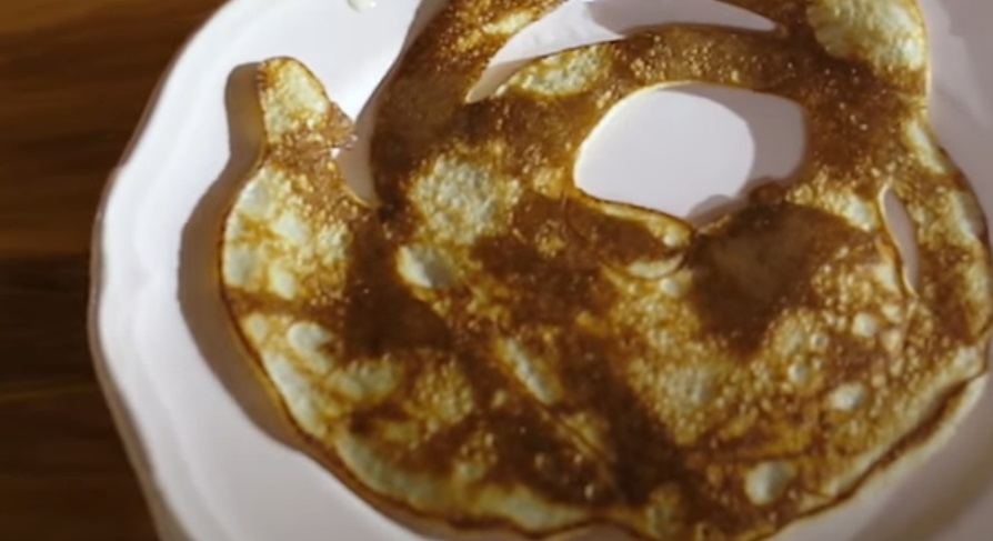 Gluten-free pancakes with apple sauce