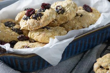 Oatmeal-cranberry cookies