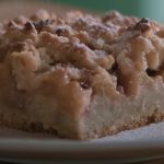 Oatmeal pie with rhubarb