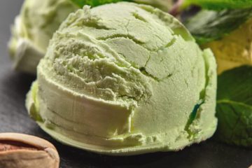Pistachio ice cream