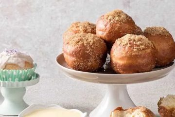 Traditional doughnuts with custard cream