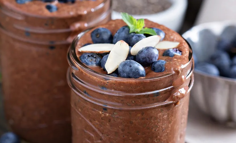 Vegan chocolate chia dessert