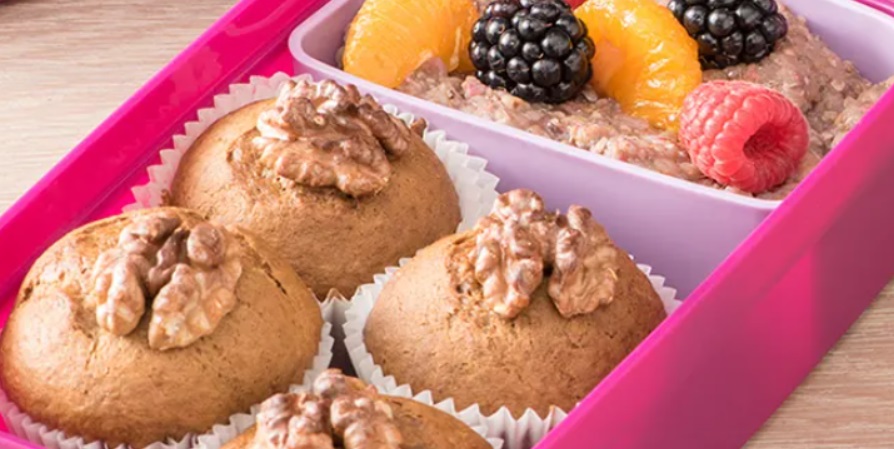 Banana oatmeal and banana muffins