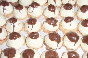 Bauble cookies