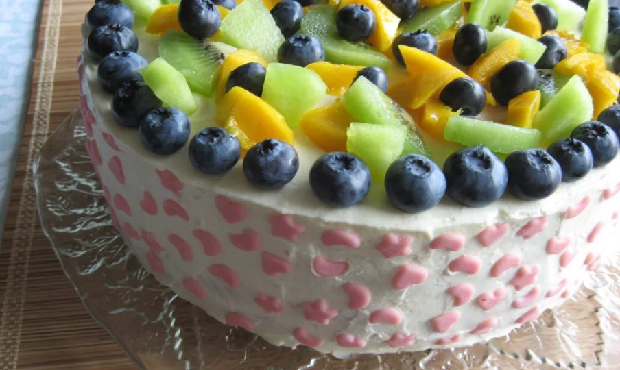 Birthday Cake with Mascarpone Cream and Fruits