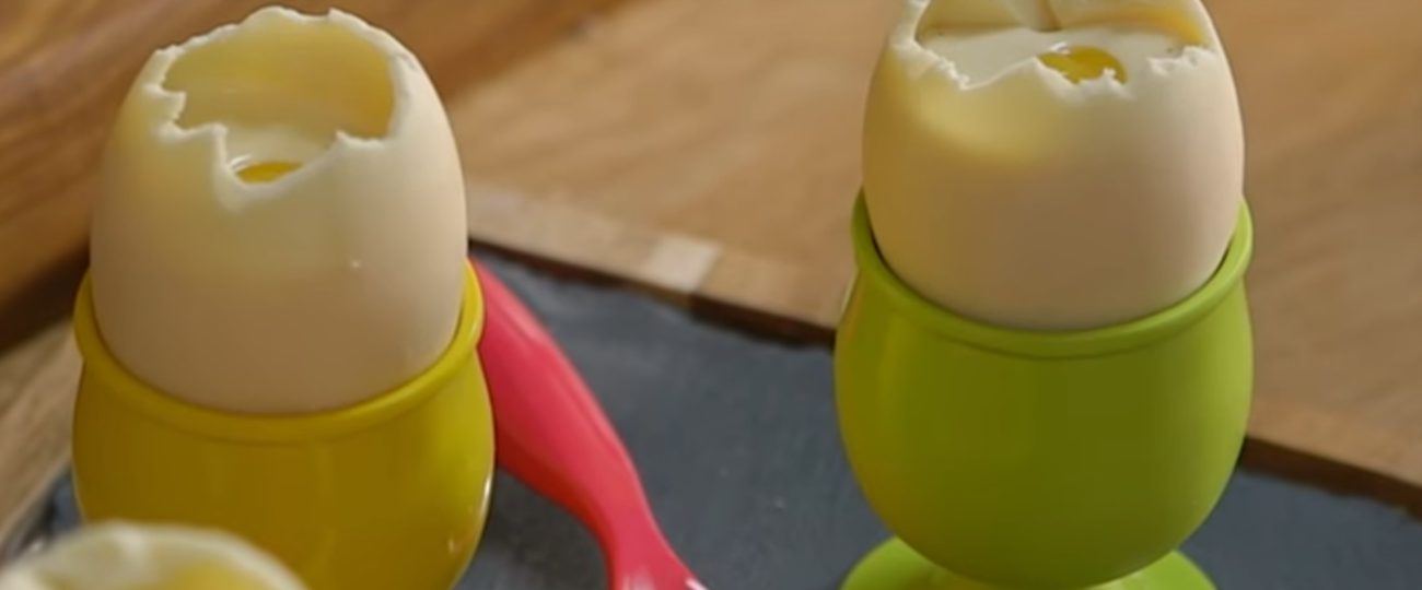 Chocolate Egg with Vanilla Mousse Filling