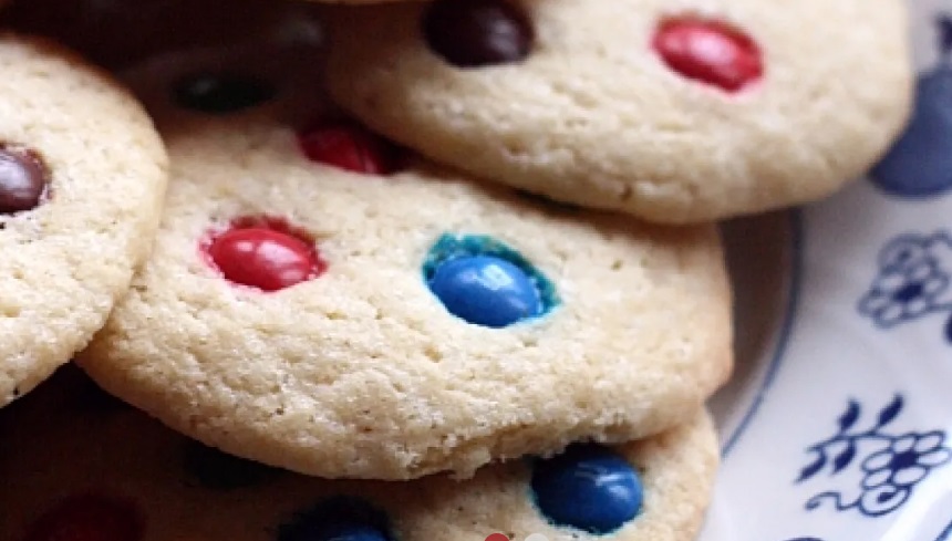 Cookies with M&M's