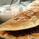 Fluffy Omelette with Fruits