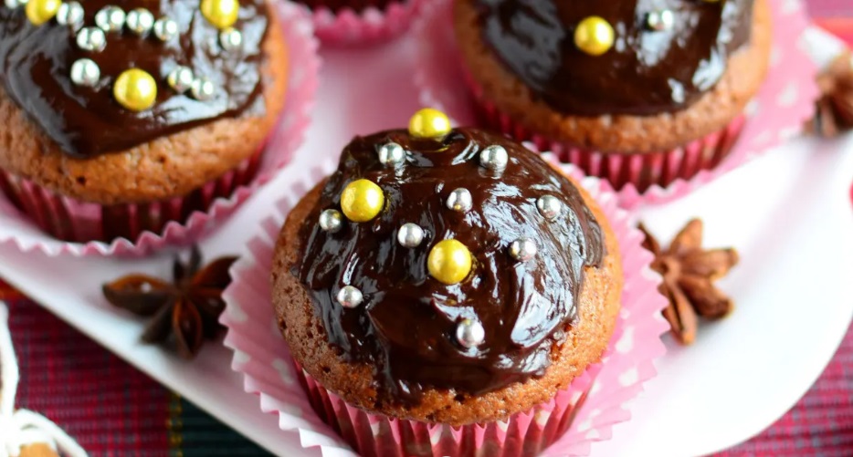 Gingerbread Muffins