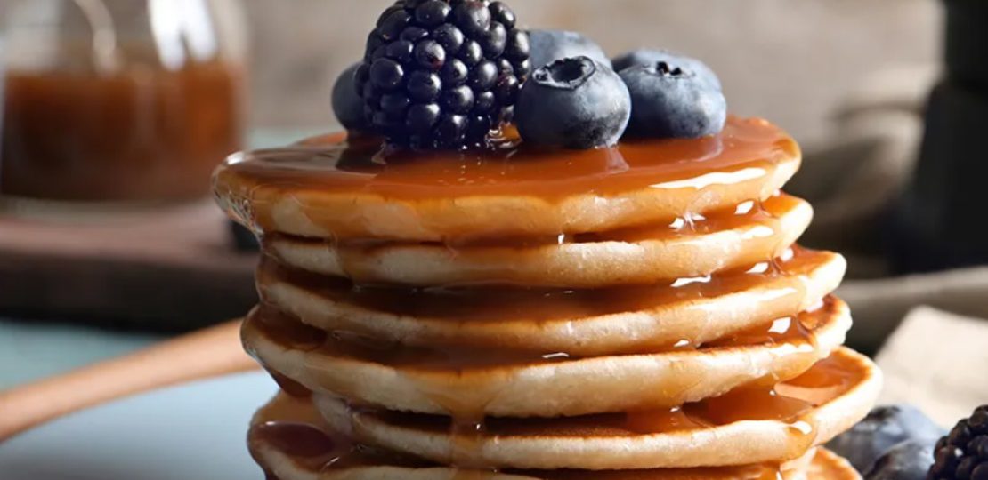 Honey Pancakes with Fruits