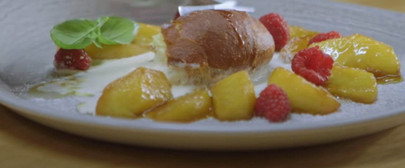Ice cream stuffed donuts with caramelized apples