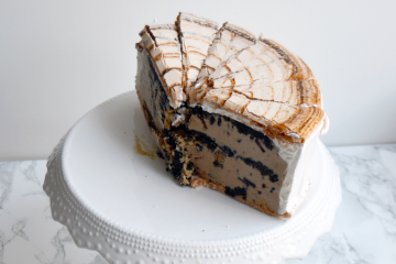 Macaroon Ice Cream Cake