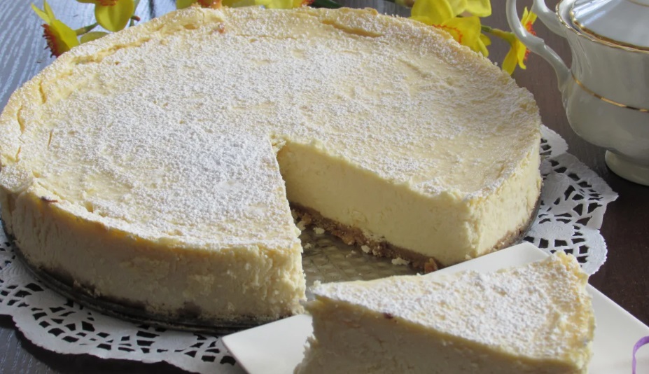 New York Cheesecake on Buttered Cookies