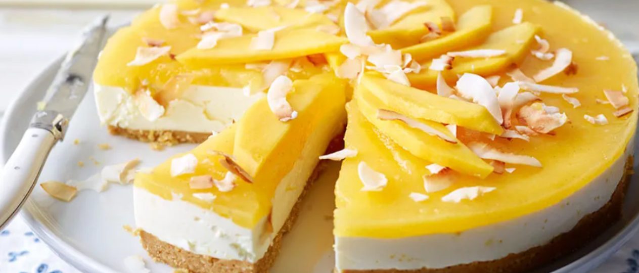 No-Bake Cheesecake with Smoothie Glaze