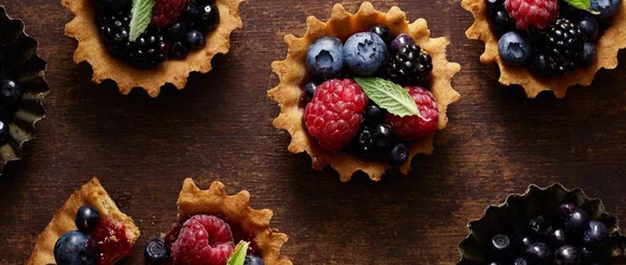 Nutty Shortcrust Cupcakes with Forest Fruits