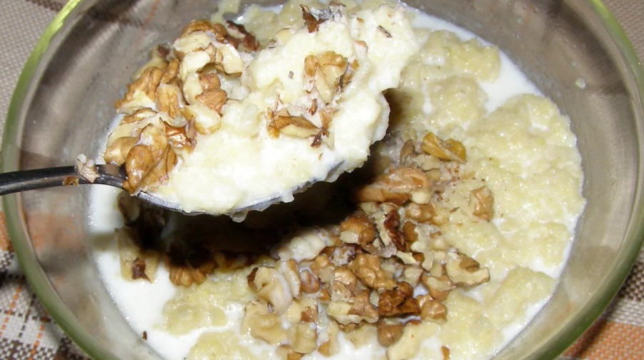 Oatmeal with Nuts