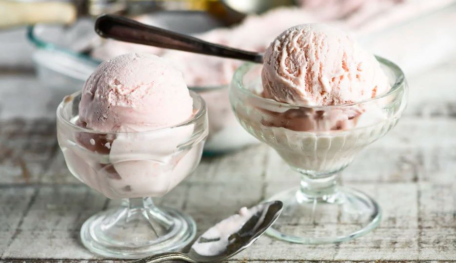 Rhubarb Ice Cream
