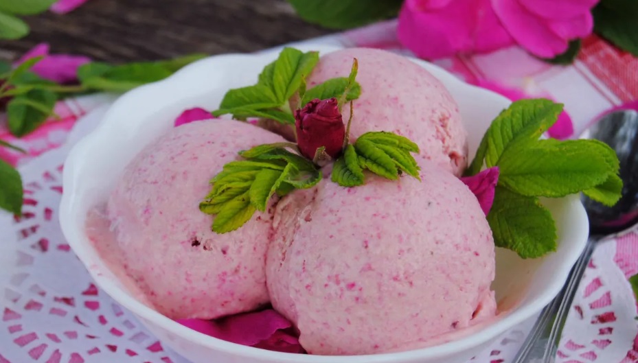 Rose Ice Cream