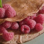 Spelt pancakes with honey