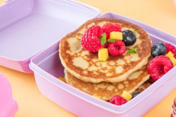 Spiced Pancakes with Fruit