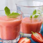 Strawberry-Apple Smoothie with Mint