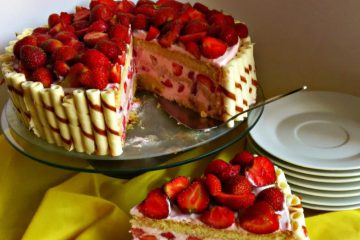 Strawberry Cake