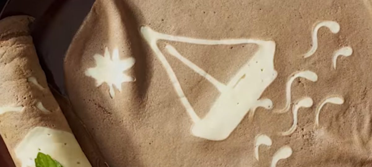 Two-tone blueberry pancakes