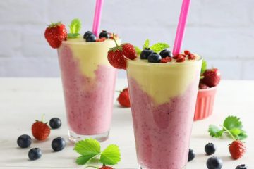 Vanilla-Strawberry Mango Smoothie
