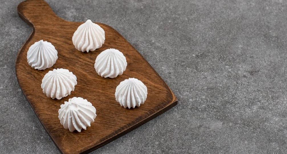Meringue cookies