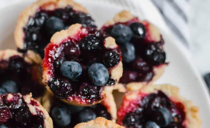 Mini blueberry tarts