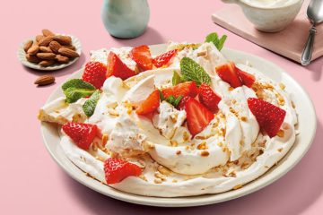 Almond Meringue with Strawberries and Whipped Cream