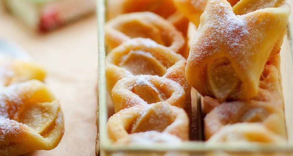 Apple Crescent Cookies