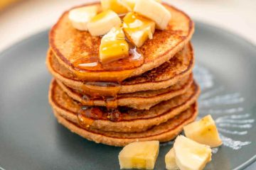 Banana Oat Pancakes