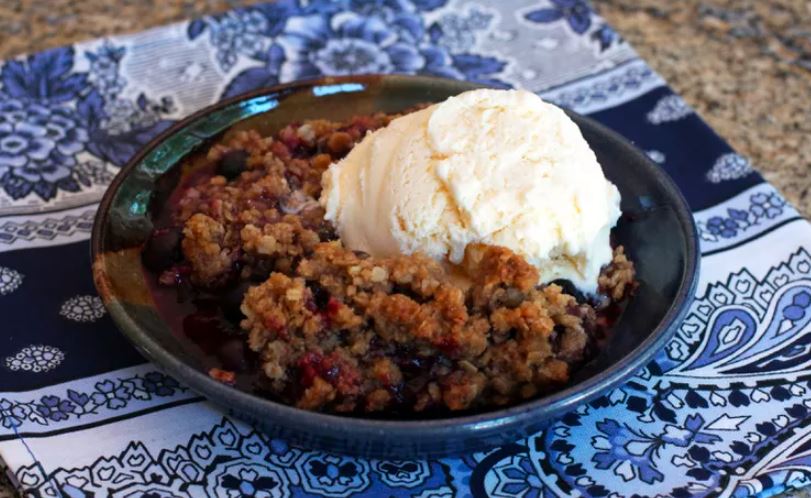 Blueberry Crisp with Oat Crumble Recipe