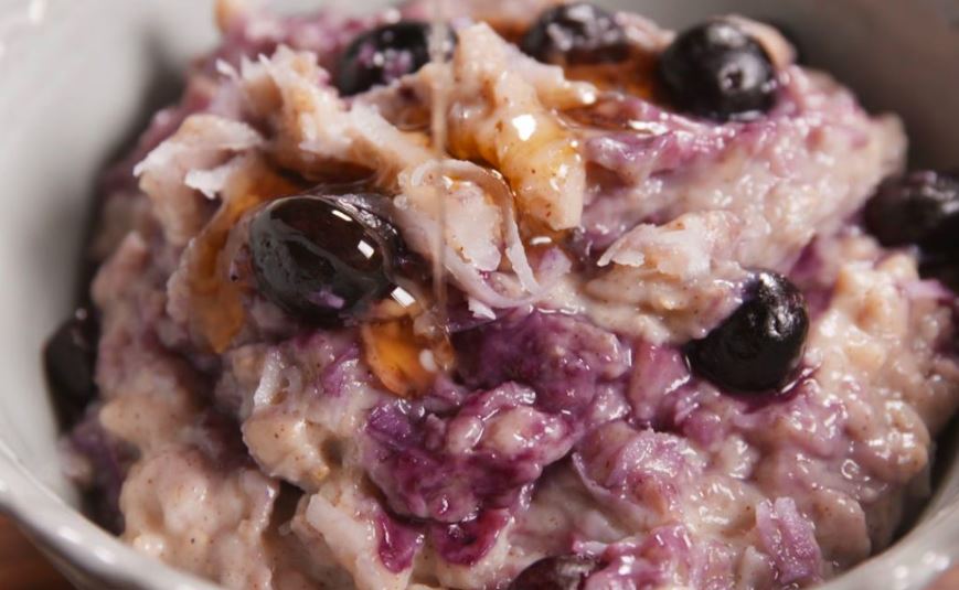 Blueberry Slow Cooker Oatmeal