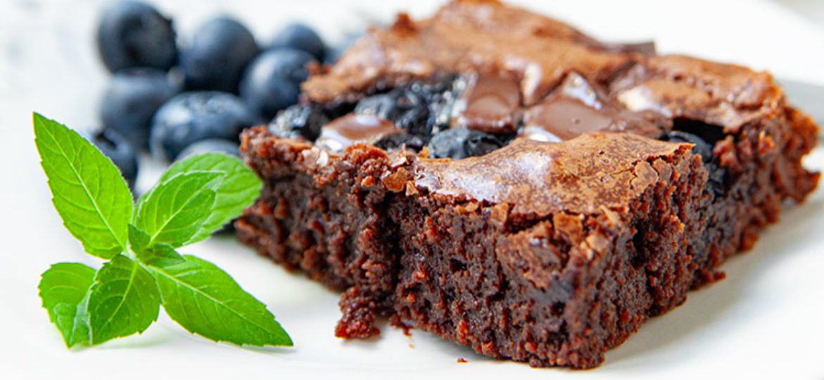 Brownies with Blueberries