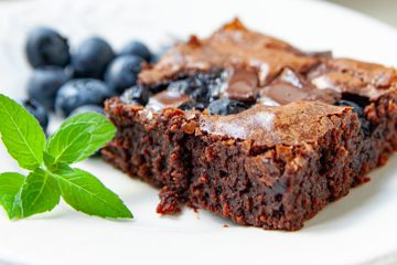 Brownies with Blueberries
