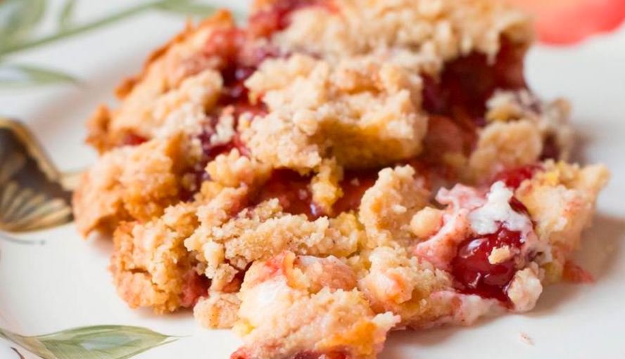 Cherry Cream Cheese Dump Cake