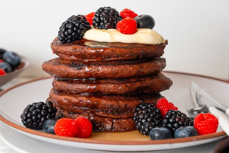 Choc-Berry Pancakes