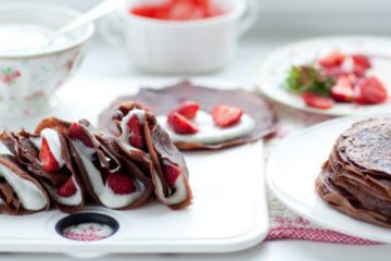 Chocolate Crepes with Strawberries