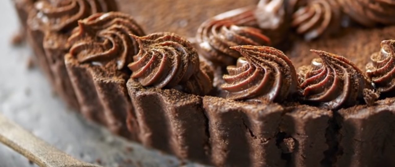 Chocolate Tart with Blackcurrant Confiture