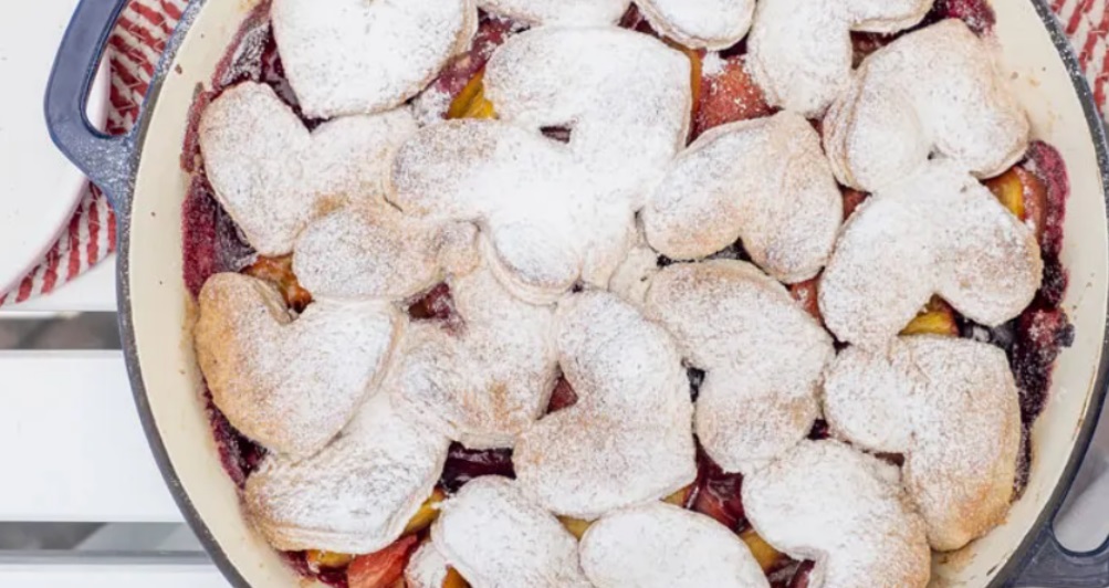 Cobbler – Fruit under Crumbly Cookies