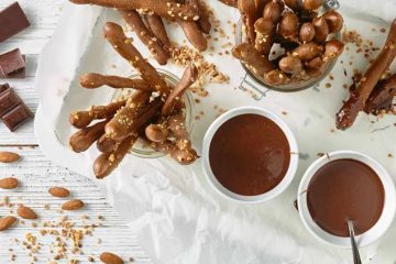 Crispy Fingers with Chocolate Sauce