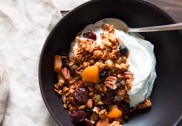 Crunchy homemade granola