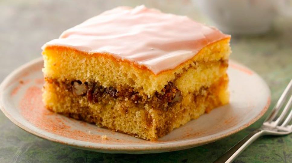 Honey Bun Cake