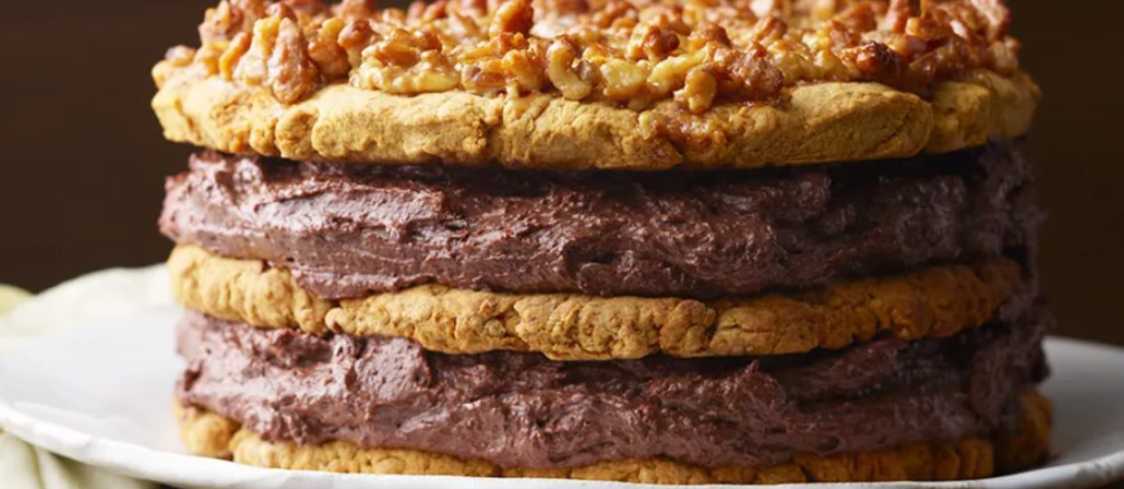 Honey Cake with Semolina Cream