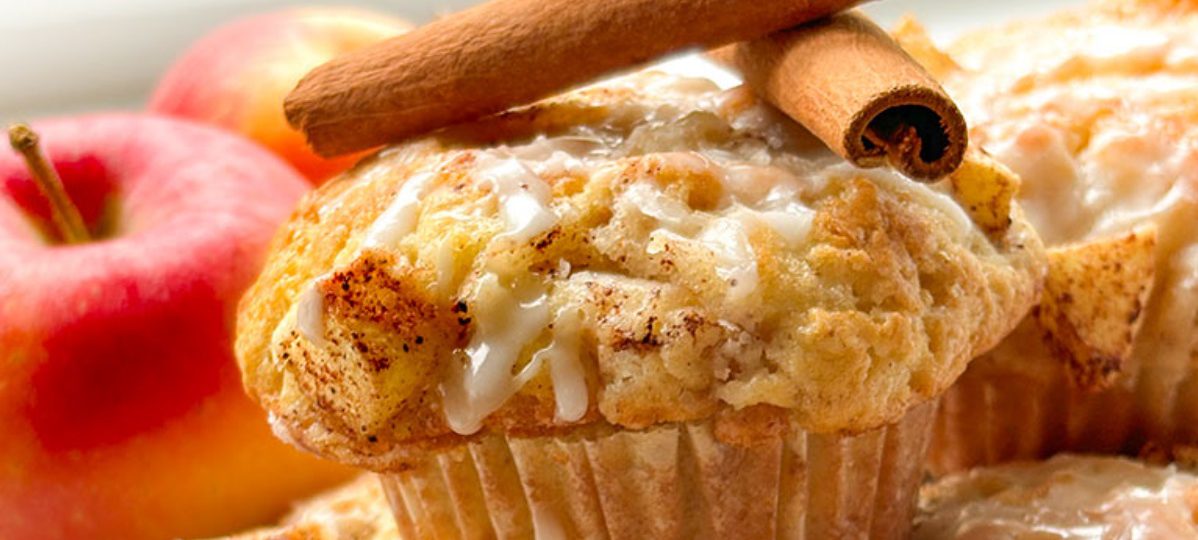 Mini Apple and Cinnamon Cakes