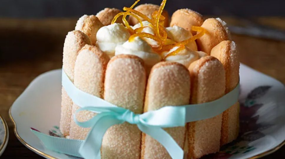 Mini Charlotte with Oranges